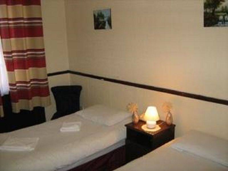 Ferienwohnung Bridge House Tullamore Zimmer foto